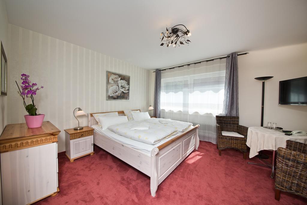 Hotel Jaegerhof Staatsbad Brückenau Exterior foto
